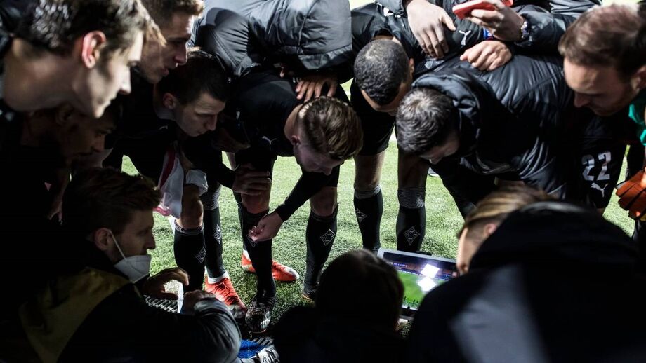 Jogador do Verdão falou sobre a qualidade do treinador português, que colocou o clube na rota dos títulos desde a sua chegada