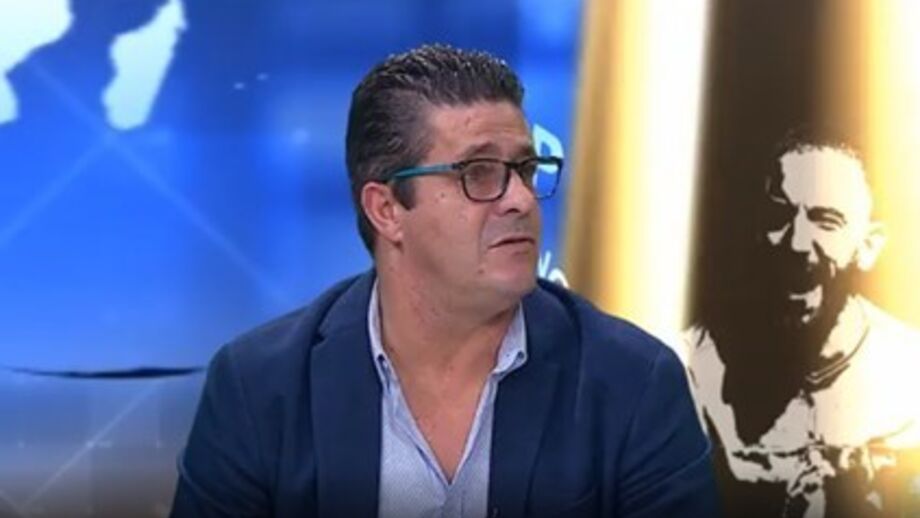 Ex-jogador afirma que coisas não estão a correr como o clube pretendia