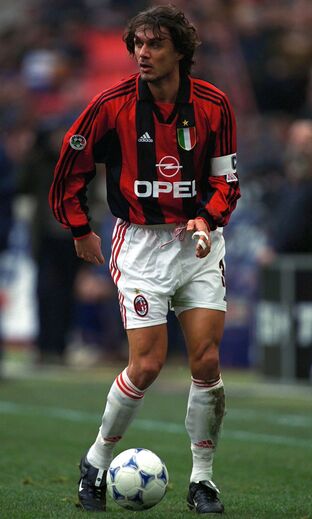 Lateral-esquerdo: Paolo Maldini