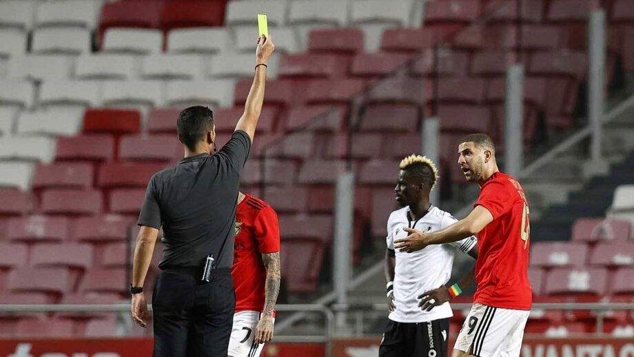 A crónica do Benfica-V. Guimarães, 1-1 (4-1 pen.): águia marca posição