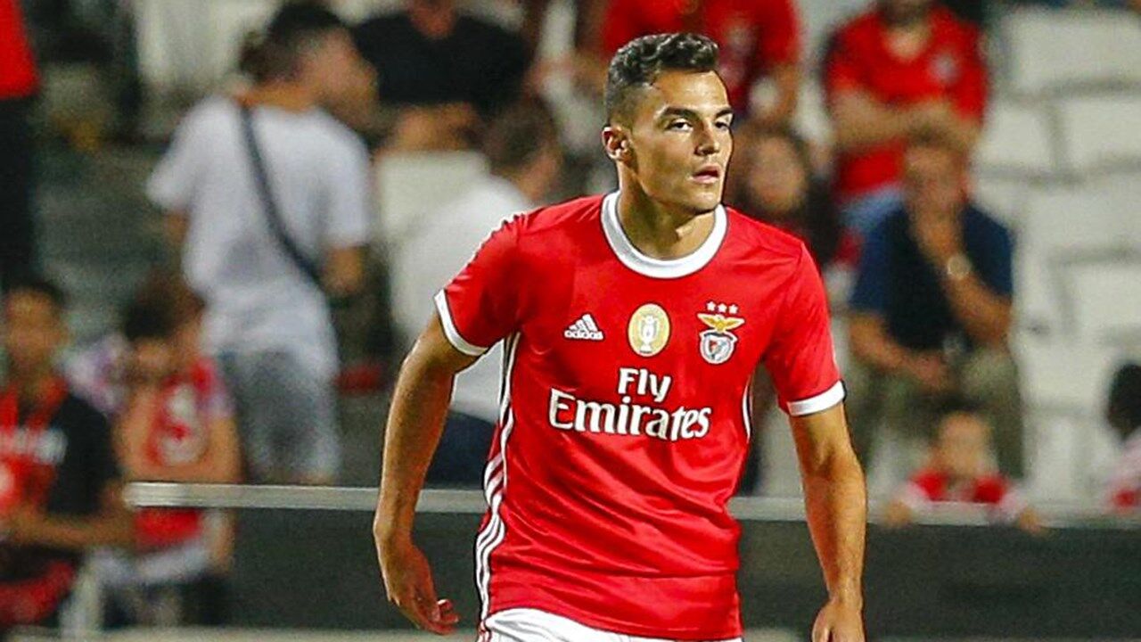  Pedro Álvaro foi inscrito pelo Benfica