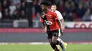 Eduardo Camavinga (18 anos - Rennes) - Há um ano era apontado como a 'the next big thing' e a verdade é que a grande surpresa é ainda não ter saído de França para um gigante europeu. Candidatos não lhe faltam, a começar pelo Real Madrid, mas por agora segue no Rennes, onde é titular indiscutível.