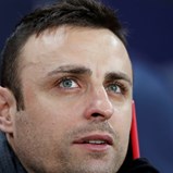 Dimitar Berbatov inicia carreira de treinador no Etar Tarnovo