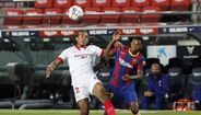 Jules Koundé (22 anos - Sevilha) - O facto de ser pretendido pelos gigantes da Europa diz bem da qualidade e evolução do ainda jovem defesa central que tem sido titular indiscutível no Sevilha.
