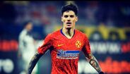Dennis Man (22 anos – Steaua Bucareste) - Aos 22 anos é uma das estrelas do Steaua, contando esta temporada 15 golos em 16 partidas. Ainda acrescenta mais sete assistências ao seu registo de época.