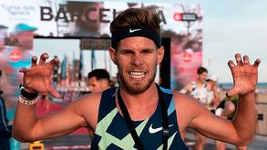 Fim de ano em Espanha com provas tradicionais e 'loucura' de Jimmy Gressier