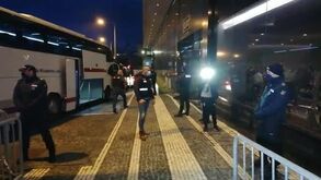 Euforia na chegada do Benfica aos Açores