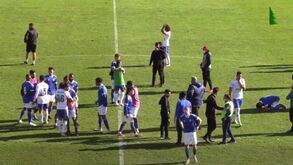 «Havia jogadores de joelhos, muitas lágrimas e alguns a rezar»: desespero por Alex Apolinário