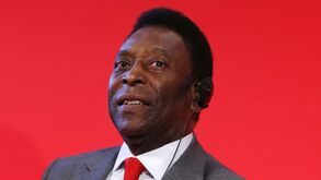 Pelé defende-se da polémica no Instagram após recorde batido por Cristiano Ronaldo
