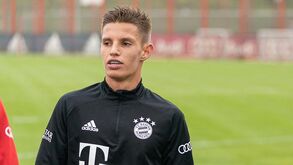 Alemães dizem que aposta em Tiago Dantas causa mal-estar na formação do Bayern Munique