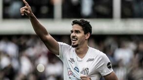 «Esse honrou o manto»: Adeptos do Santos reagem à saída de Lucas Veríssimo