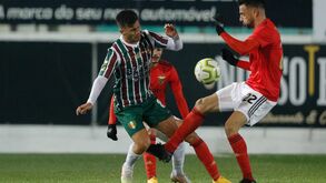 Estrela da Amadora blinda Paollo Madeira