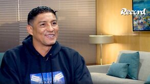 Bölöni admite que Mário Jardel consumiu cocaína no Sporting: «Chegou um táxi e ele desapareceu»