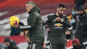 Solskjaer explica decisão de tirar Bruno Fernandes diante do Liverpool