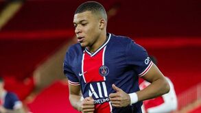 PSG com recado sobre Mbappé: «Que equipa tem meios financeiros para lhe pagar o salário?»