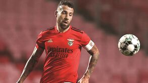Mais dois jogadores do Benfica infetados com Covid-19