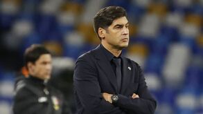 Jogadores da AS Roma confrontam Paulo Fonseca