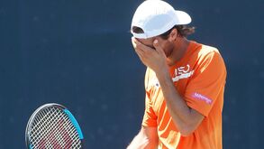João Sousa falha Open da Austrália após ter estado infetado com a Covid-19