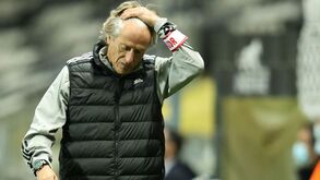 Jesus tinha uma equipa na cabeça... mas já tem outra: o onze provável do Benfica para o jogo com o Nacional