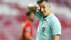 Os casos do Benfica-Nacional: especialistas Record analisam lances polémicos