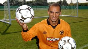 Silas e as memórias da Premier League: «Tenho camisolas do Pires e do Okocha»