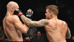 Sucedem-se as críticas a McGregor: «Adorei ver aquele bocado de merda ser massacrado»