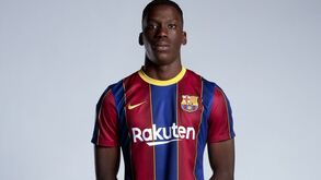 Ilaix Moriba: O cabeleireiro que é a nova pérola do Barcelona
