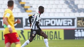 Ibrahima emprestado ao São João de Ver