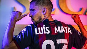 Pogon Szczecin de Luís Mata e Podstawski vence Rakow e sobe à liderança da Liga polaca