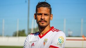 Tarcísio deixa o Vilafranquense