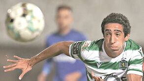 Tiago Tomás de volta ao onze do Sporting