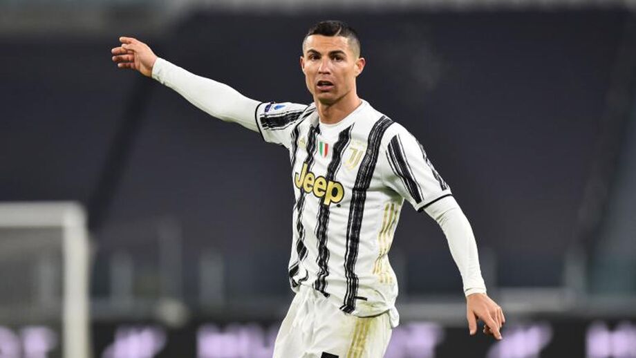 Cristiano Ronaldo enfrenta o outro pistoleiro da liga italiana