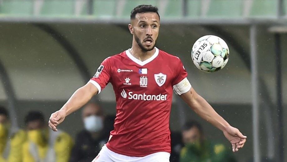 Osama Rashid, ex-capitão do Santa Clara, contratado pela equipa de Sá Pinto na Turquia