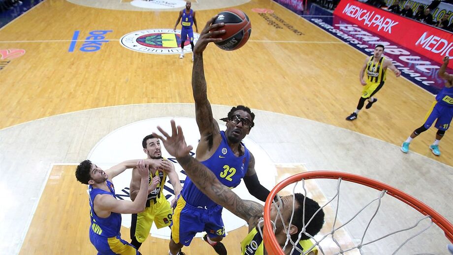Fenerbahçe-Maccabi Tel-Aviv: turcos em grande forma