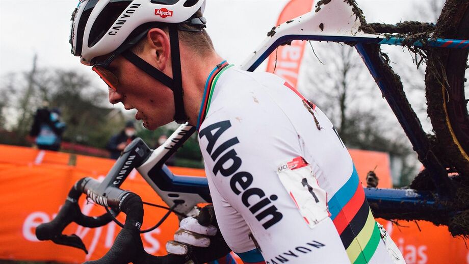 UCI confirma Mundial de ciclocrosse mas 'aperta' medidas