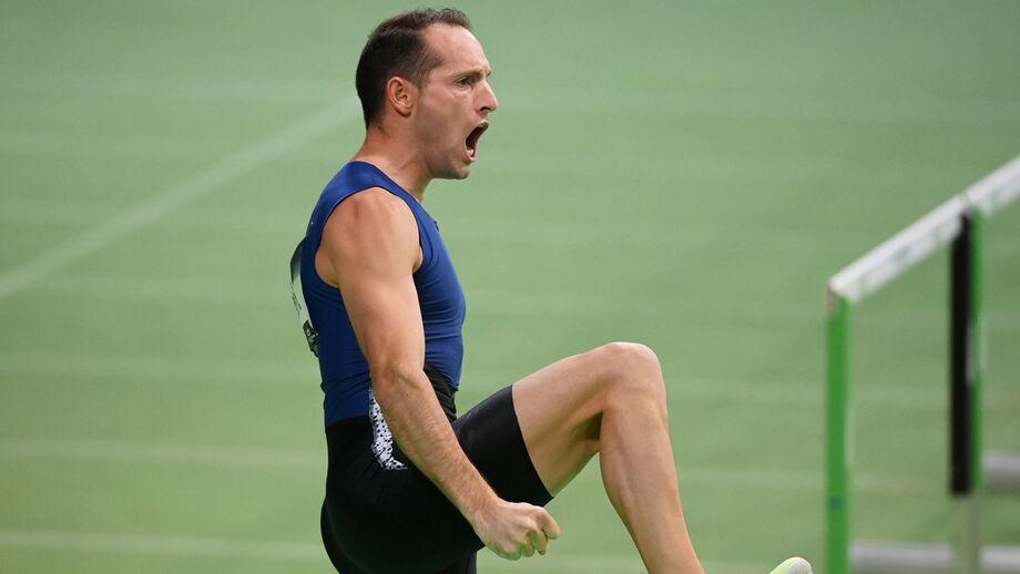 Renaud Lavillenie consegue salto acima de seis metros pela primeira vez em cinco anos