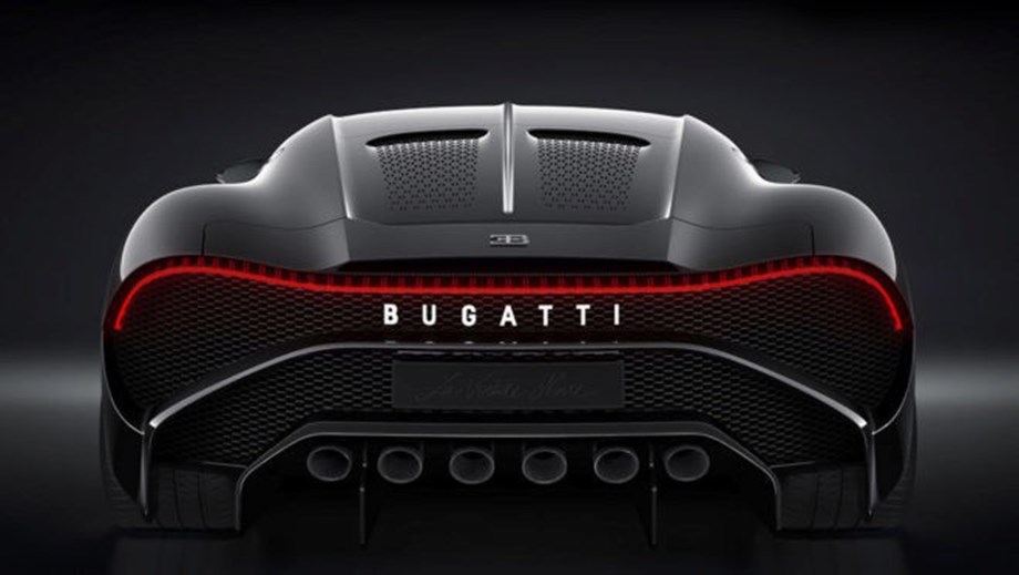Una flota de 35 Bugatti La Voiture Noire, el coche más caro y lujoso del mundo