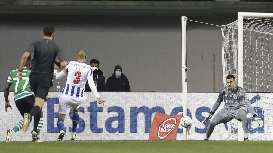 A crónica do Sporting-FC Porto, 2-1: apareceu um furacão no fim