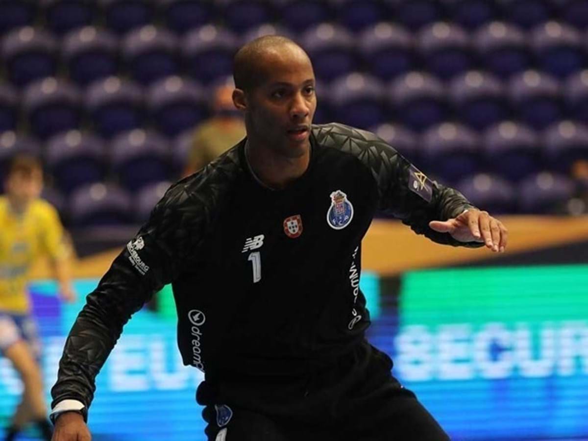 Andebol: Portugal perdeu Alfredo Quintana, a muralha luso-cubana - Desporto