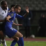 A crónica do Belenenses SAD-V. Guimarães, 1-1: golos colombianos no meio do batatal