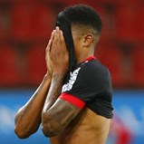 Bayer Leverkusen volta a desiludir e perde em casa com o Friburgo