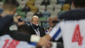 Árbitros do Sp. Braga-FC Porto vão apresentar queixa contra Pinto da Costa no CD