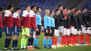 Penálti a favor do Benfica foi bem assinalado? A análise dos casos do Benfica-Arsenal  