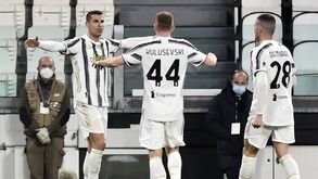 Cristiano Ronaldo bisa na vitória da Juventus sobre o Crotone