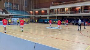 Benfica Veste Camisola De Quintana Andebol Jornal Record