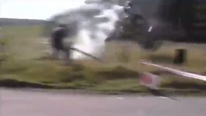 Quando não se consegue à primeira e se volta a tentar... às vezes mais valia estar quieto!