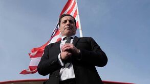 Paulo Futre faz 55 anos: guarde esta infografia da carreira de um dos jogadores mais geniais de sempre