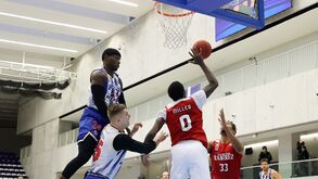 FC Porto-Benfica, 79-87: Águia voa alto no clássico