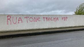 Casa de António Salvador vandalizada