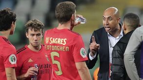 Luisão atirou-se aos jogadores no balneário de Alvalade com aval de Vieira